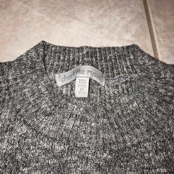 Charlotte Russe grey ribbed knit crop top - Picture 3 of 4